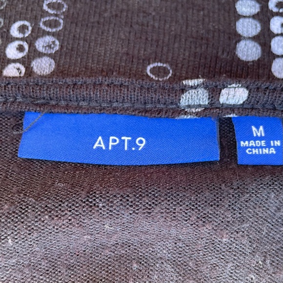 Apt. 9 Blouse Cap Sleeve, V-Neck Faux Wrap Top Sz. Medium - EUC!! - Picture 6 of 7